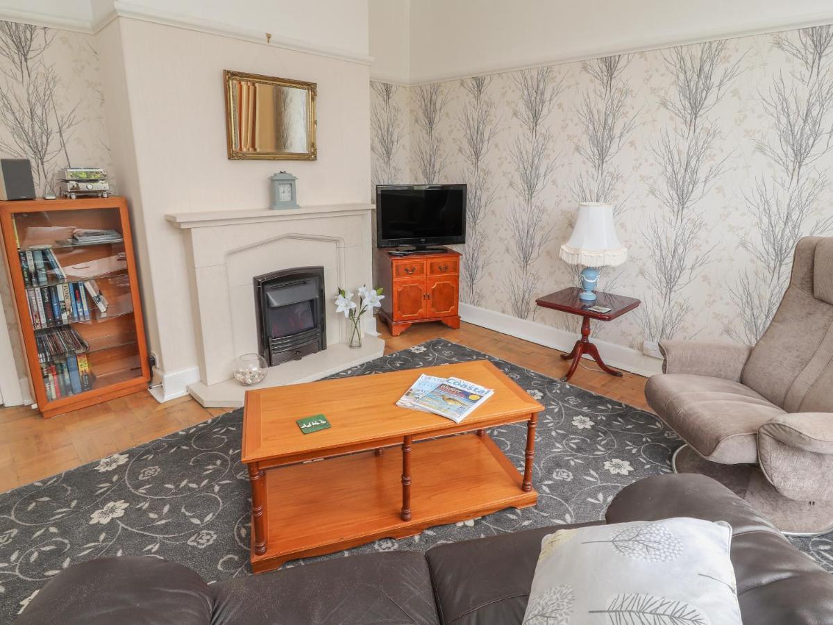 Coniston Apartment Colwyn Bay Exterior foto